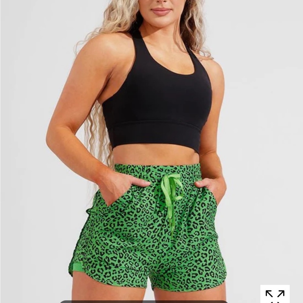 Buffbunny Flo shorts